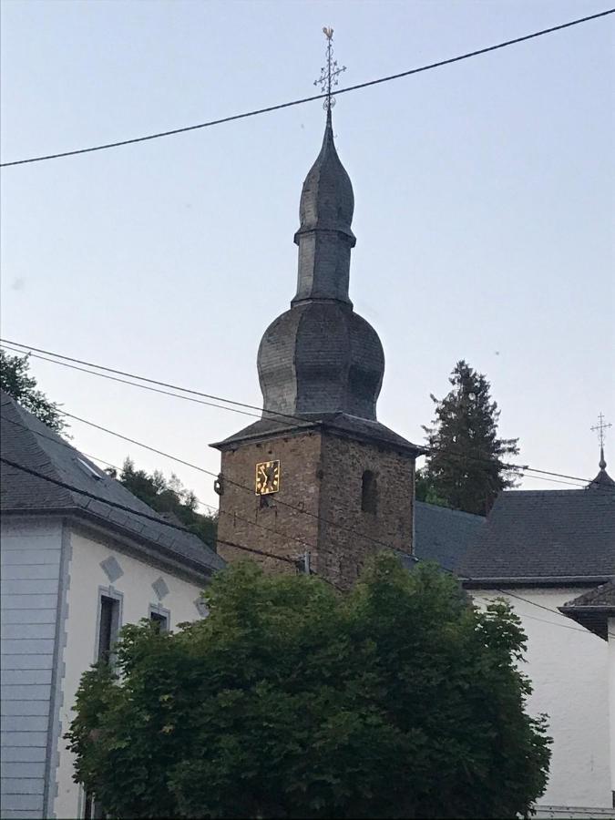 דירות Zum Burgblick מראה חיצוני תמונה